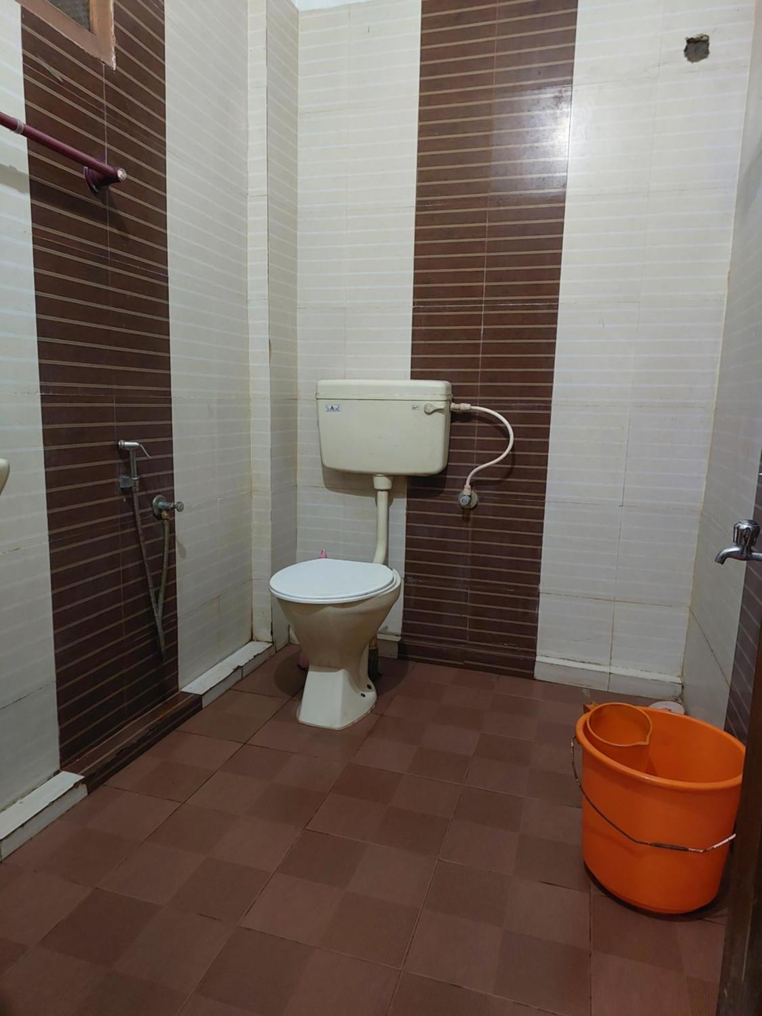 Adhithya Apartments Guruvāyūr Buitenkant foto