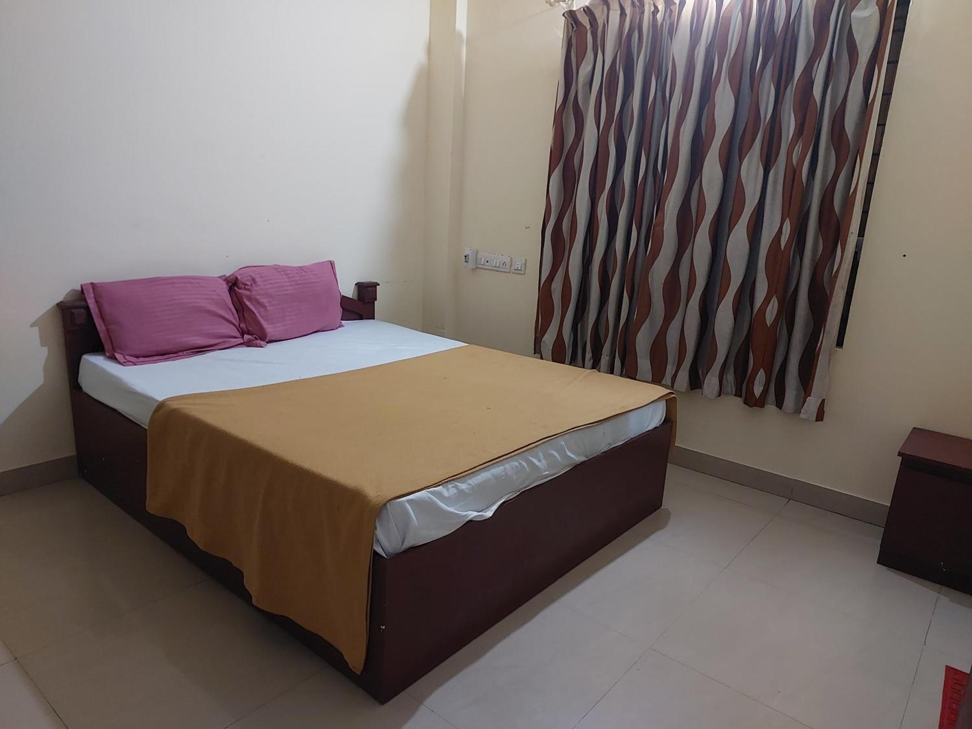 Adhithya Apartments Guruvāyūr Buitenkant foto